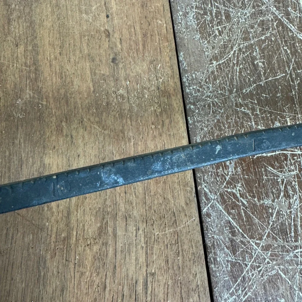 Vintage Antique Black Cast Iron Hanging Scale with Weight‎ Farmhouse Decor